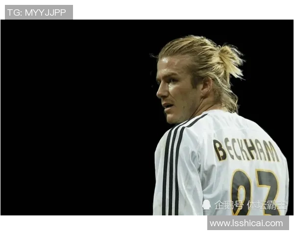 足球明星身披斗篷的神秘瞬间展现了他们的魅力与风采